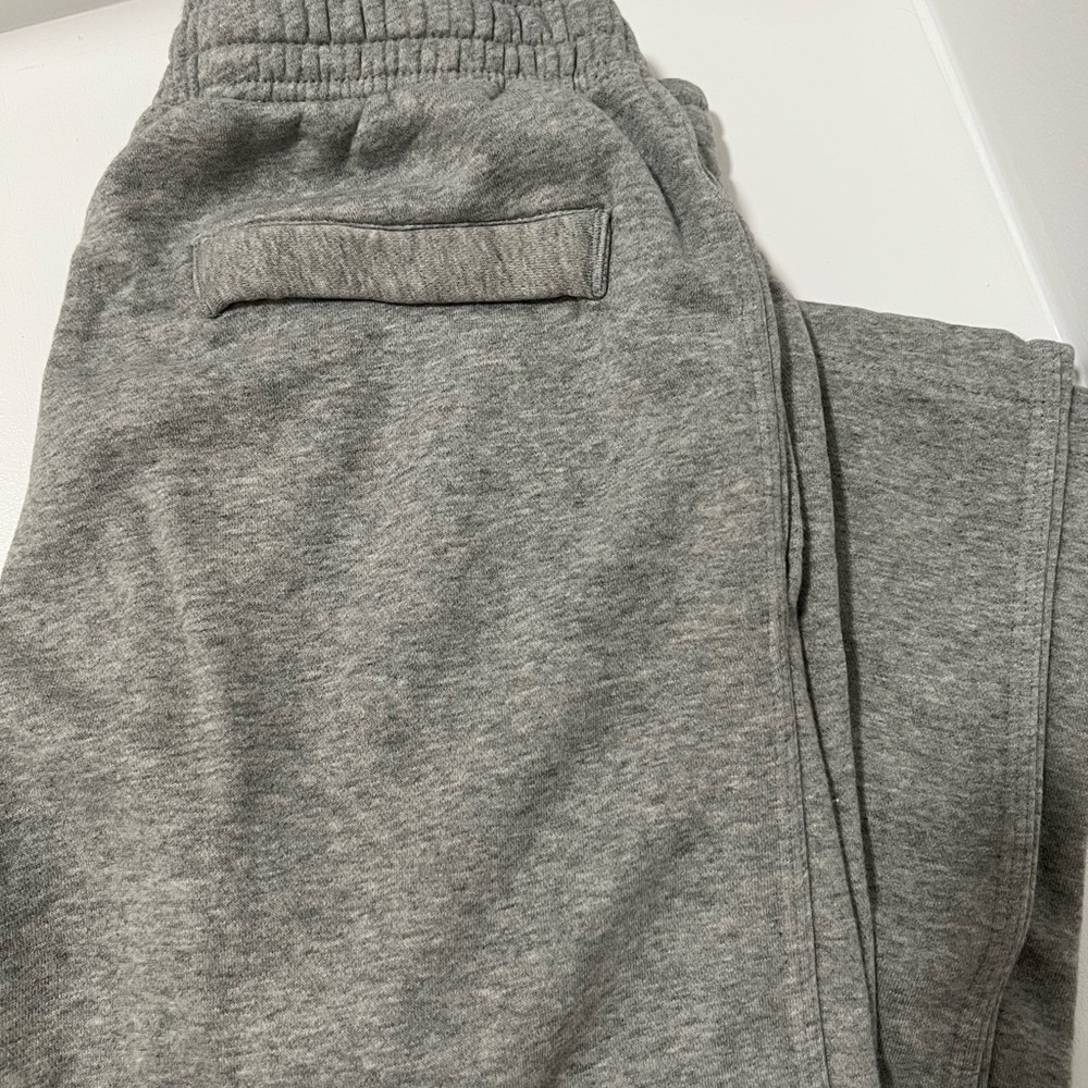 Nike straight leg sweat pants with logo